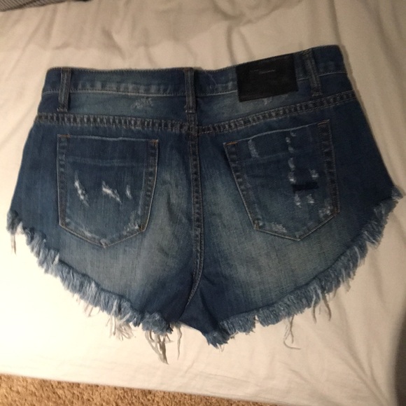 One Teaspoon Distressed Denim Shorts - Picture 2 of 2